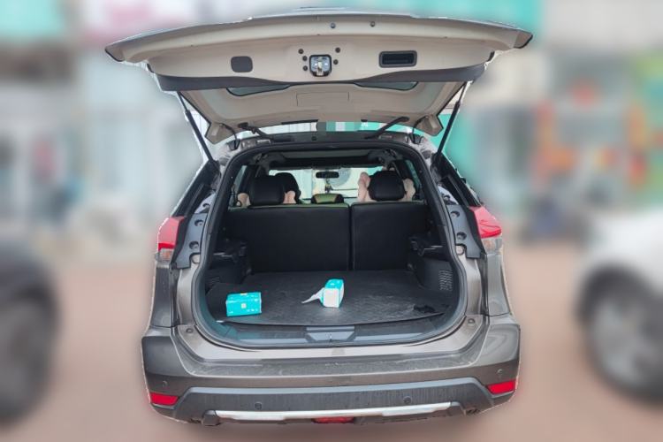 Used Nissan X-Trail 2017 2.0L CVT Comfort Edition 2WD Trunk