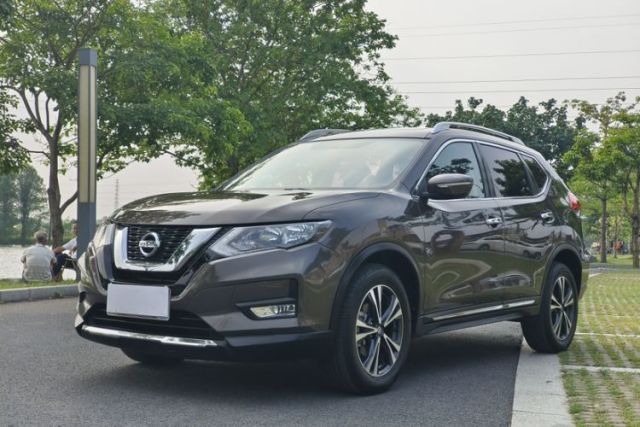 Nissan X-Trail 2017 2.5L CVT Leading Edition 4WD usata