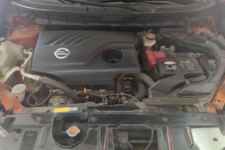 Used Nissan X-Trail 2017 2.0L CVT Comfort Edition 2WD Engine Bay