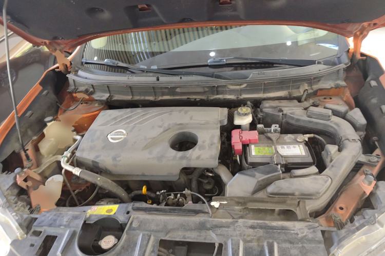 Used Nissan X-Trail 2017 2.0L CVT Comfort Edition 2WD Engine Bay