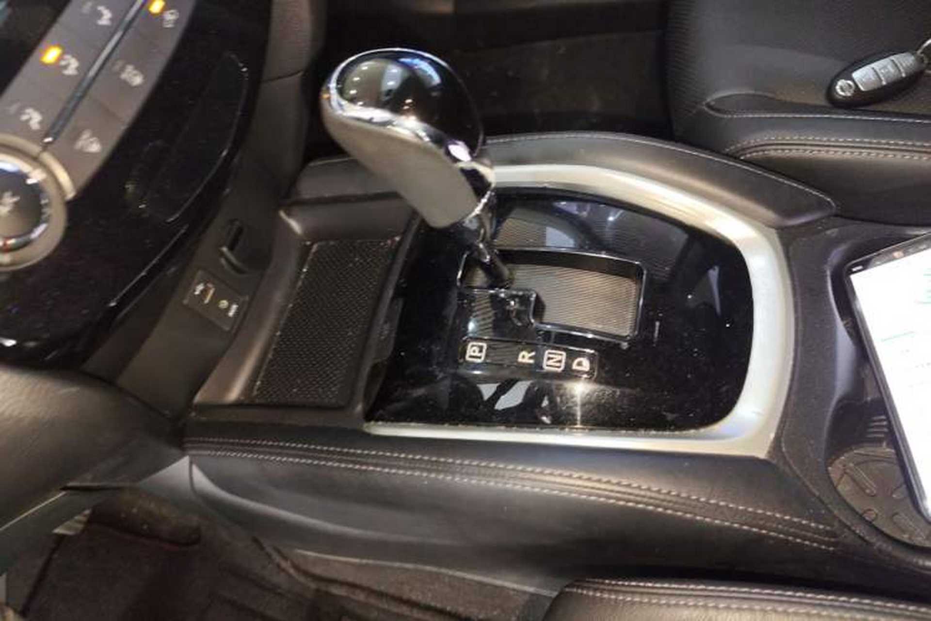 Used Nissan X-Trail 2017 2.0L CVT Comfort Edition 2WD Gear Lever