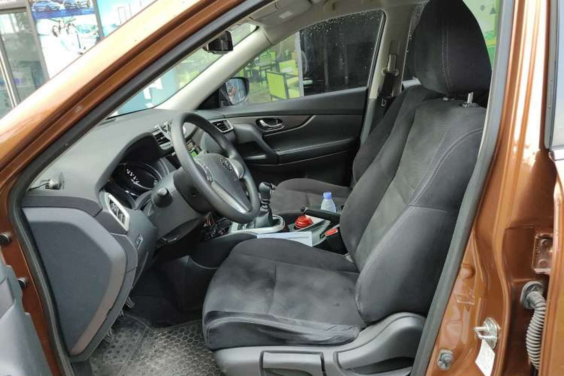 Used Nissan X-Trail 2017 2.0L Manual Classic Edition 2WD Left Front Seat