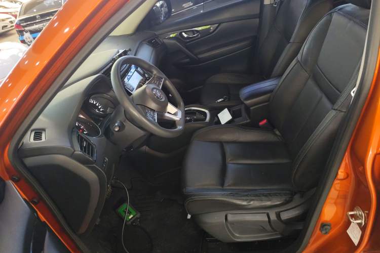 Used Nissan X-Trail 2017 2.0L CVT Comfort Edition 2WD Left Front Seat