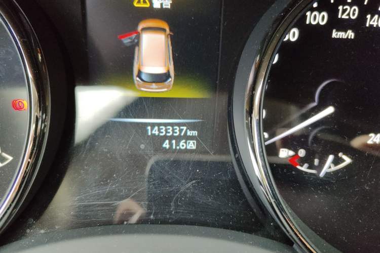 Used Nissan X-Trail 2017 2.0L Manual Classic Edition 2WD Odometer Close Up