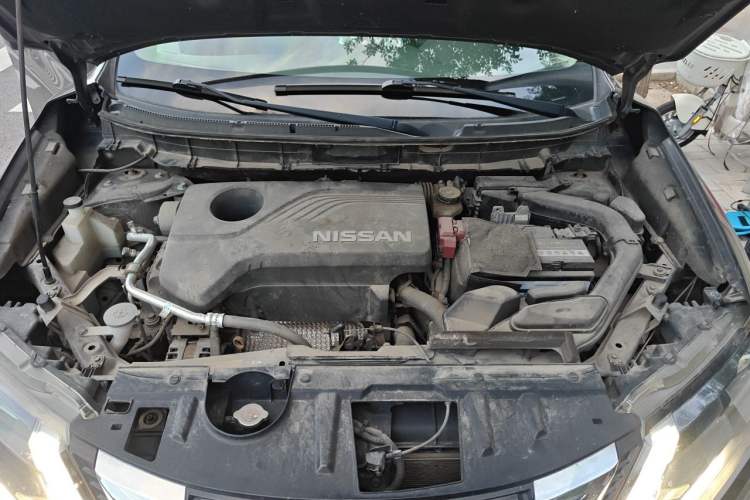 Used Nissan X-Trail 2017 2.5L CVT Luxury Edition 4WD Engine Bay