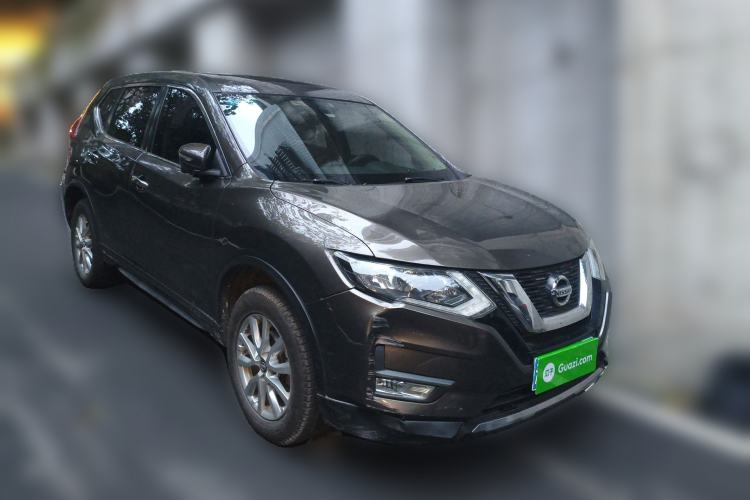 Used Nissan X-Trail 2017 2.0L CVT Comfort Edition 2WD Front Right 45 Deg