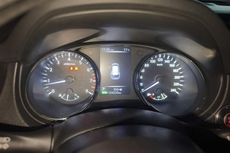 Used Nissan X-Trail 2017 2.5L CVT Luxury Edition 4WD Instrument Cluster