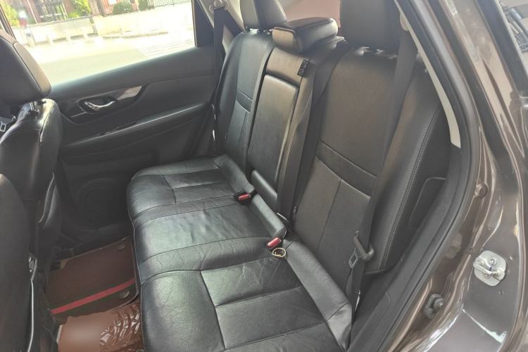 Used Nissan X-Trail 2017 2.5L CVT Luxury Edition 4WD Left Rear Seat
