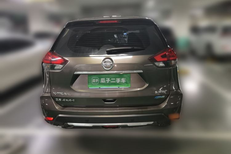 Used Nissan X-Trail 2017 2.5L CVT Luxury Edition 4WD Rear