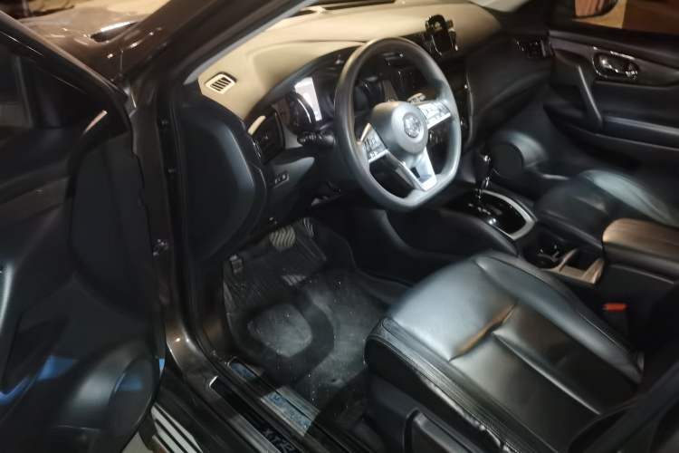 Used Nissan X-Trail 2017 2.0L CVT Comfort Edition 2WD Driver Seat