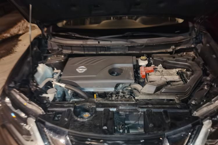 Used Nissan X-Trail 2017 2.0L CVT Comfort Edition 2WD Engine Bay
