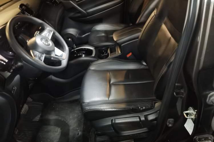 Used Nissan X-Trail 2017 2.0L CVT Comfort Edition 2WD Left Front Seat