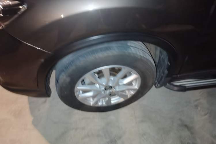 Used Nissan X-Trail 2017 2.0L CVT Comfort Edition 2WD Left Front Wheel Hub