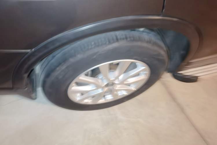 Used Nissan X-Trail 2017 2.0L CVT Comfort Edition 2WD Right Rear Wheel Hub