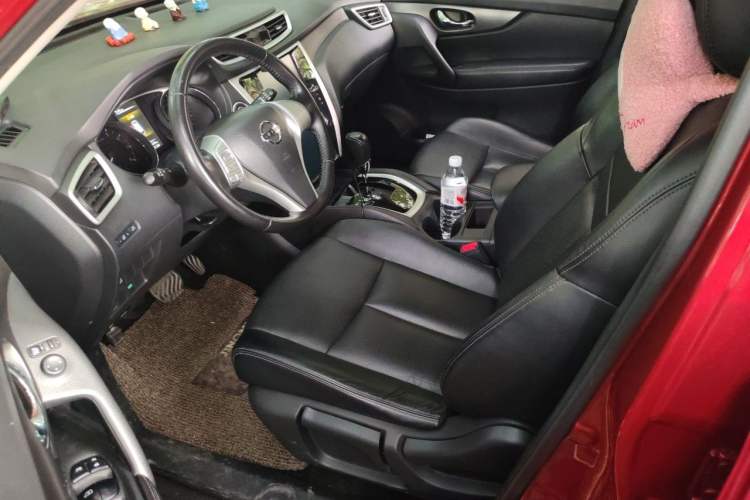 Used Nissan X-Trail 2017 2.0L CVT Comfort Edition 2WD Driver Seat