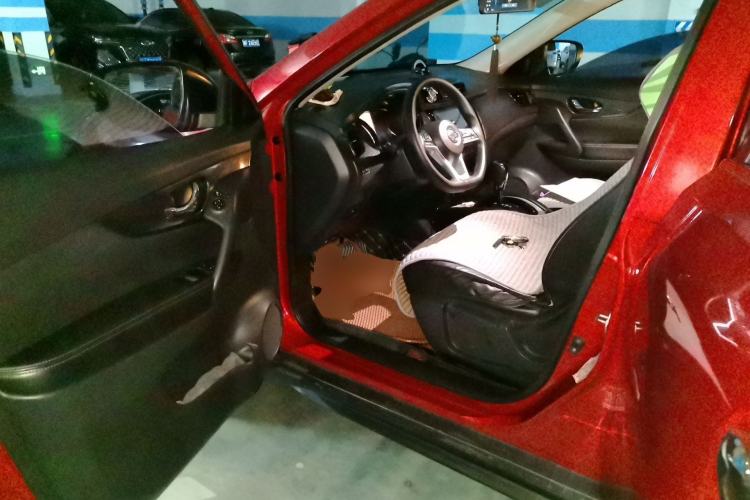 Used Nissan X-Trail 2017 2.0L CVT Comfort Edition 2WD Driver Seat