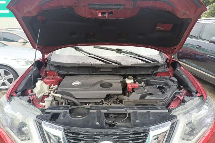 Used Nissan X-Trail 2017 2.0L CVT Comfort Edition 2WD Engine Bay