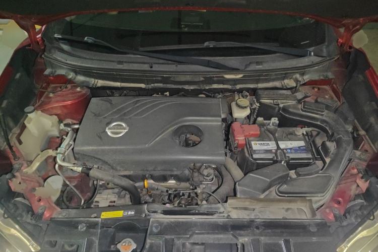 Used Nissan X-Trail 2017 2.0L CVT Smart Enjoyment Version 2WD Engine Bay