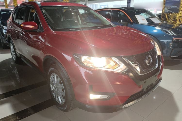 Used Nissan X-Trail 2017 2.0L CVT Comfort Edition 2WD Front Right 45 Deg