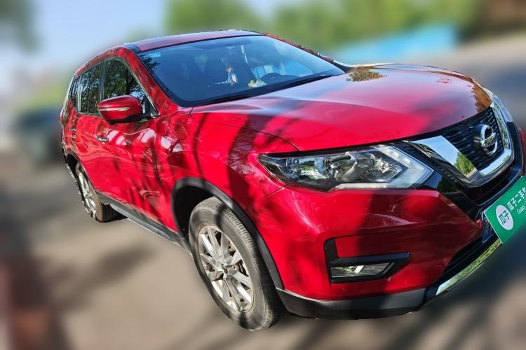 Used Nissan X-Trail 2017 2.0L CVT Comfort Edition 2WD Front Right 45 Deg