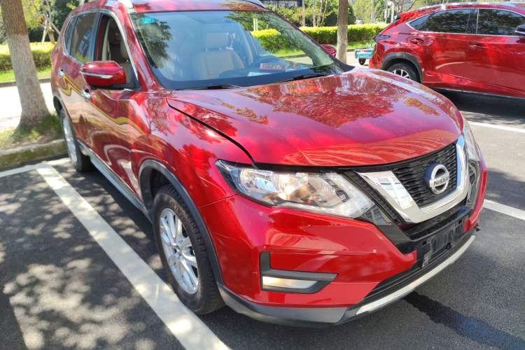 Used Nissan X-Trail 2017 2.0L CVT Comfort Edition 2WD Front Right 45 Deg