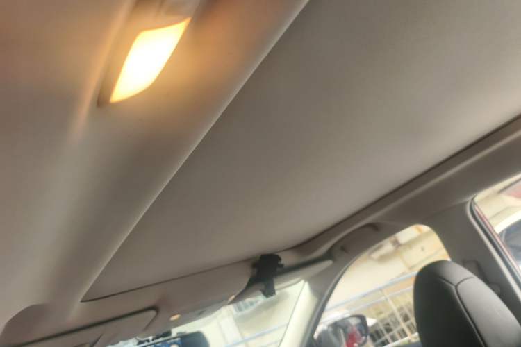 Used Nissan X-Trail 2017 2.0L CVT 7-Seater Comfort Edition 2WD Headliner