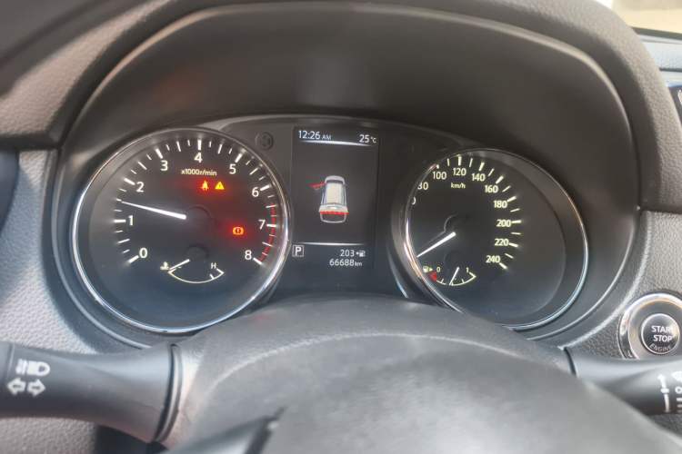 Used Nissan X-Trail 2017 2.0L CVT 7-Seater Comfort Edition 2WD Instrument Cluster