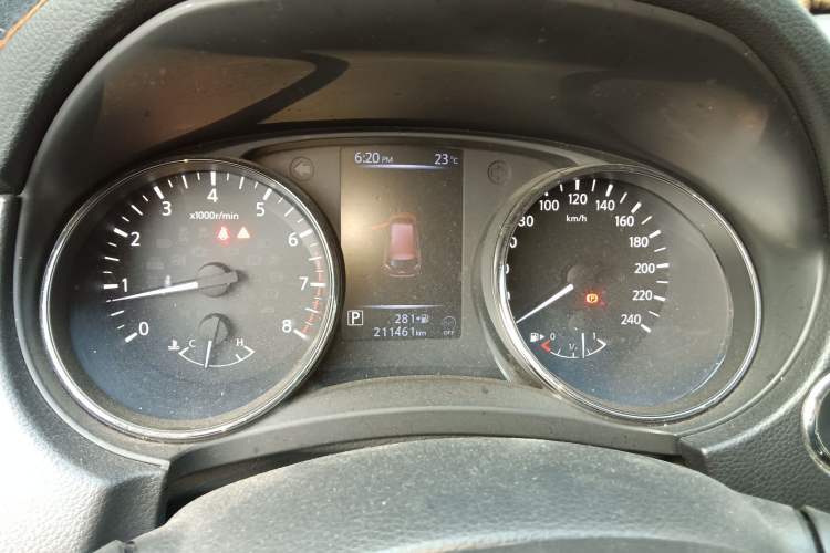 Used Nissan X-Trail 2017 2.5L CVT Luxury Edition 4WD Instrument Cluster