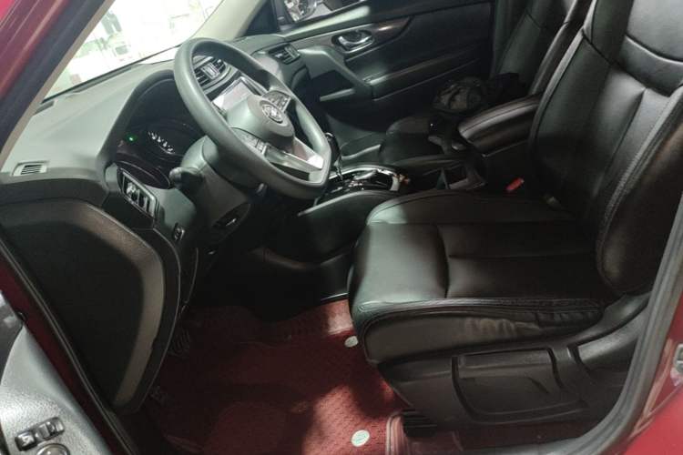 Used Nissan X-Trail 2017 2.0L CVT Comfort Edition 2WD Left Front Seat
