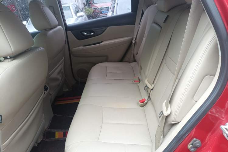 Used Nissan X-Trail 2017 2.0L CVT Comfort Edition 2WD Left Rear Seat