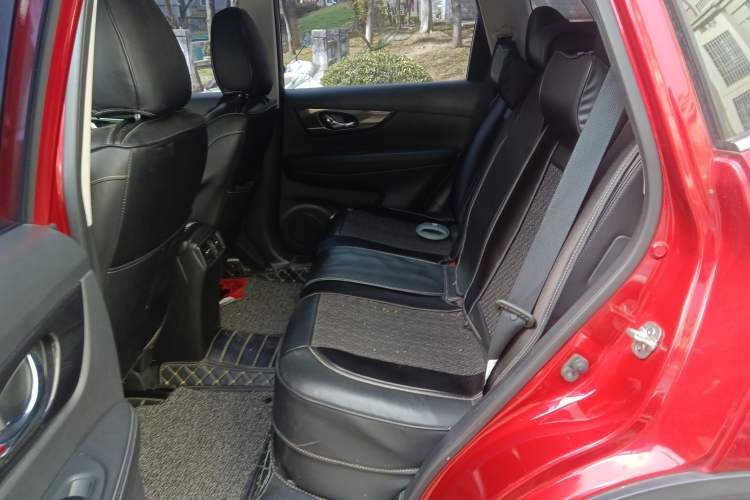 Used Nissan X-Trail 2017 2.0L CVT Comfort Edition 2WD Left Rear Seat