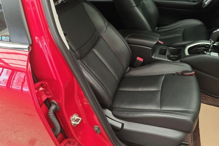 Used Nissan X-Trail 2017 2.0L CVT Comfort Edition 2WD Right Front Seat