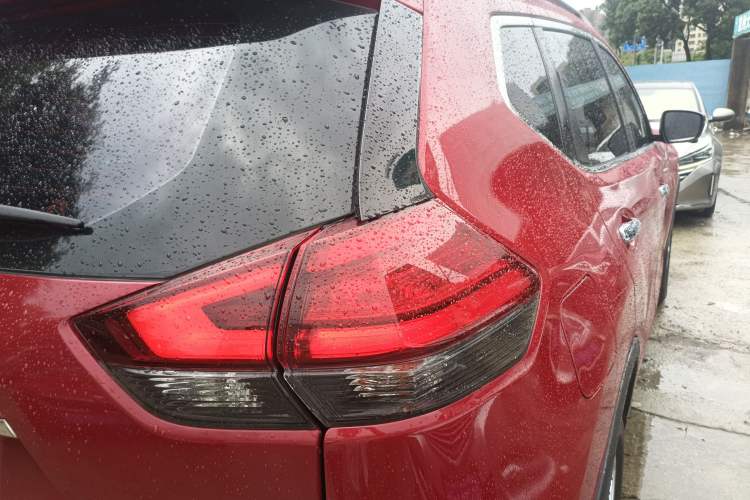 Used Nissan X-Trail 2017 2.0L CVT Comfort Edition 2WD Right Rear Taillight