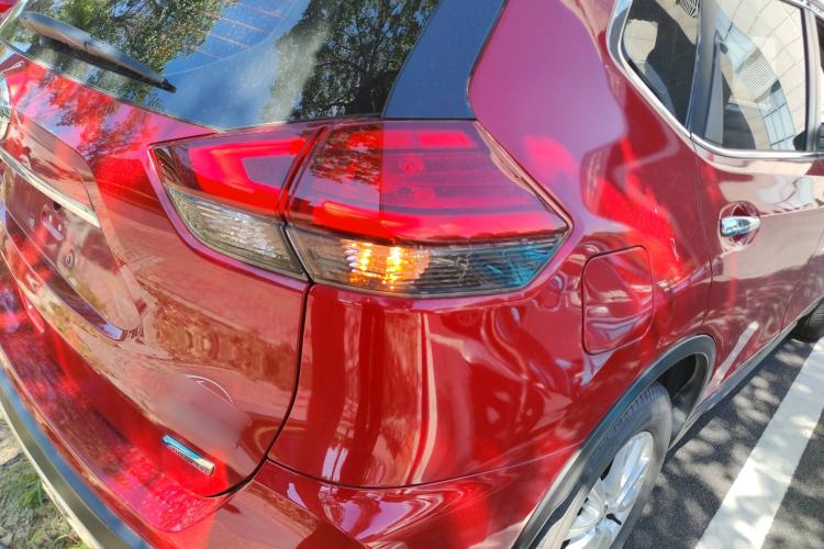 Used Nissan X-Trail 2017 2.0L CVT Comfort Edition 2WD Right Rear Taillight