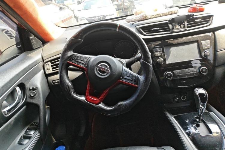 Used Nissan X-Trail 2017 2.0L CVT Comfort Edition 2WD Steering Wheel