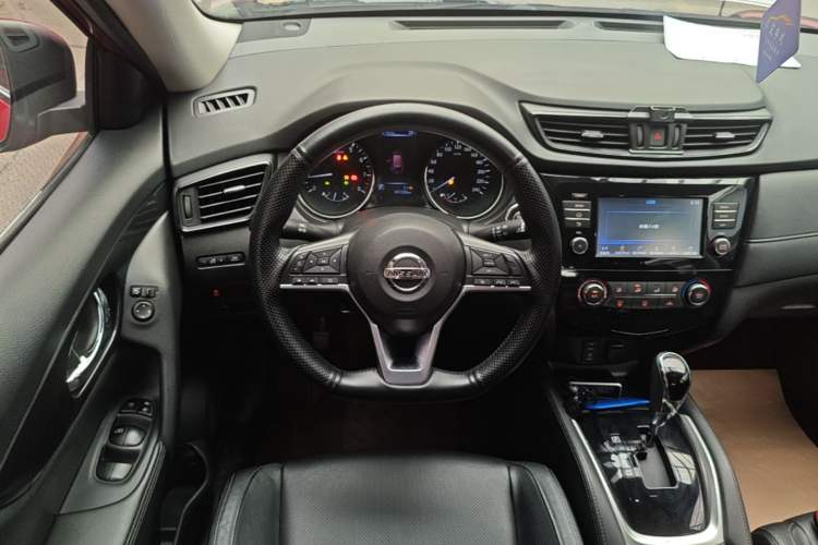 Used Nissan X-Trail 2017 2.0L CVT Comfort Edition 2WD Steering Wheel