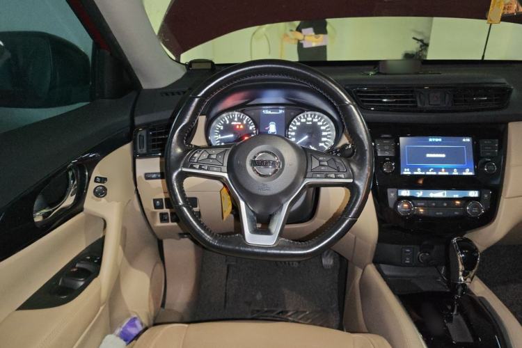 Used Nissan X-Trail 2017 2.0L CVT Smart Enjoyment Version 2WD Steering Wheel