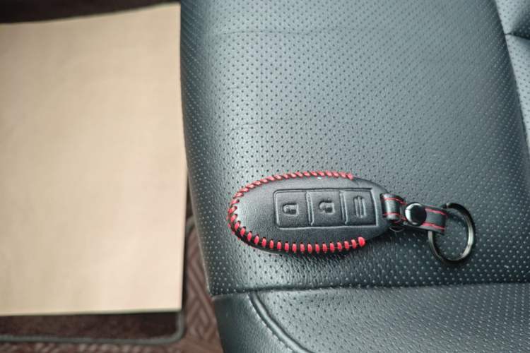 Used Nissan X-Trail 2017 2.0L CVT Comfort Edition 2WD Vehicle Key