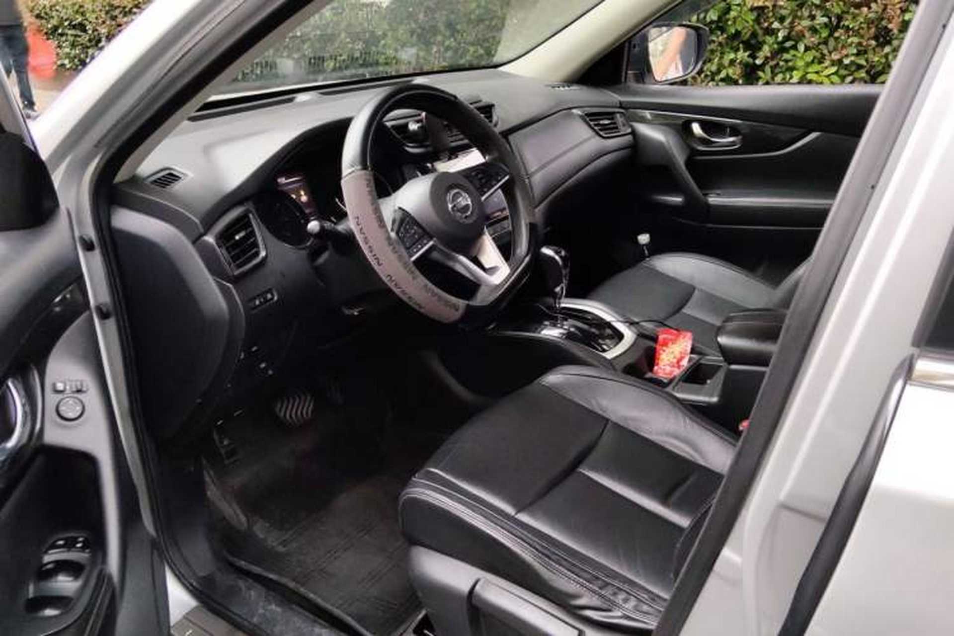 Used Nissan X-Trail 2017 2.0L CVT Comfort Edition 2WD Driver Seat