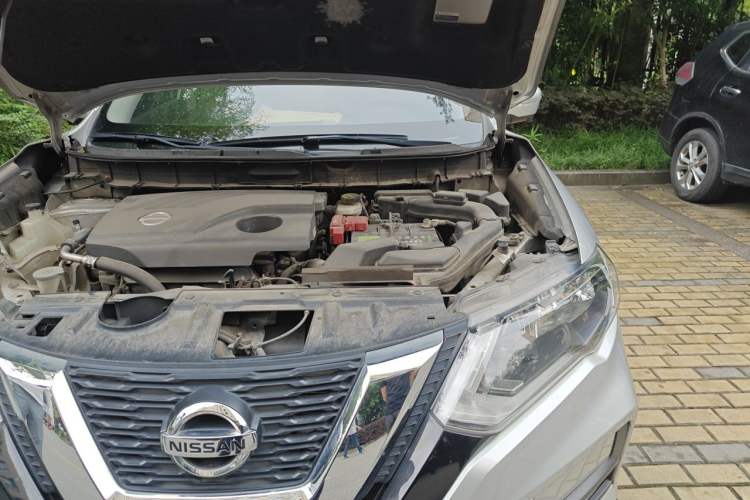 Used Nissan X-Trail 2017 2.0L CVT Comfort Edition 2WD Engine Bay Left
