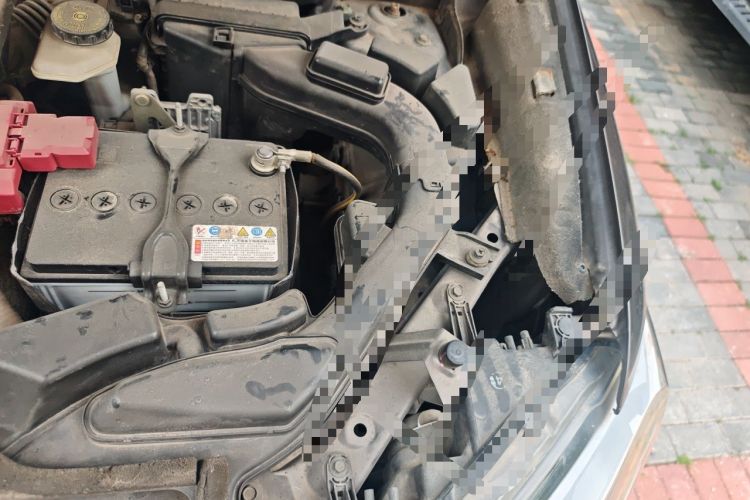 Used Nissan X-Trail 2017 2.0L CVT Comfort Edition 2WD Engine Bay Left
