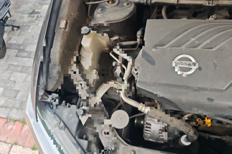 Used Nissan X-Trail 2017 2.0L CVT Comfort Edition 2WD Engine Bay Right