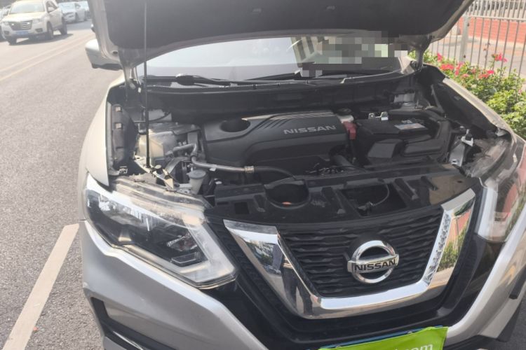 Used Nissan X-Trail 2017 2.5L CVT Luxury Edition 4WD Engine Bay Right