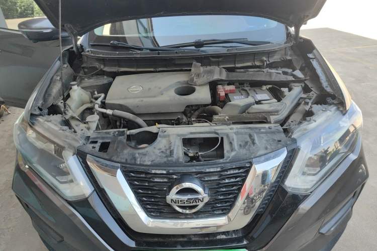 Used Nissan X-Trail 2017 2.0L CVT Comfort Edition 2WD Engine Bay