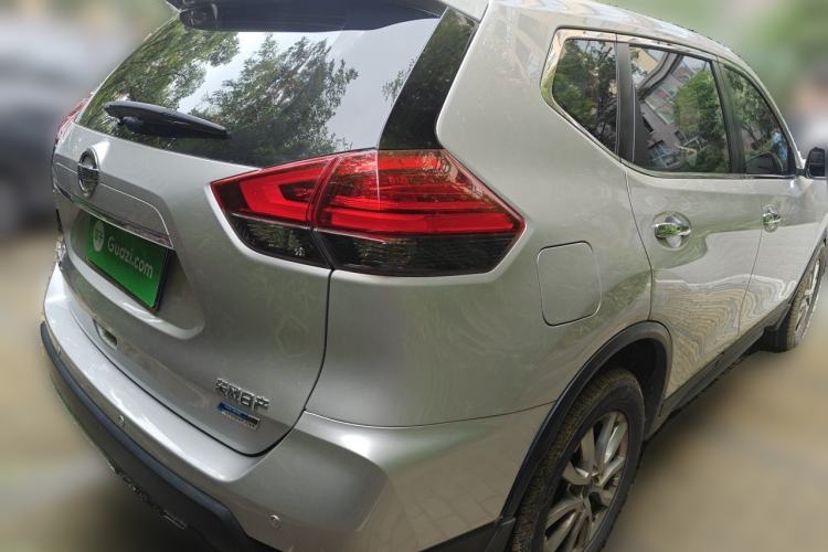 Used Nissan X-Trail 2017 2.0L CVT Comfort Edition 2WD Exterior 5