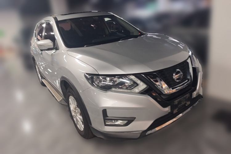Used Nissan X-Trail 2017 2.0L CVT Comfort Edition 2WD Front Right 45 Deg