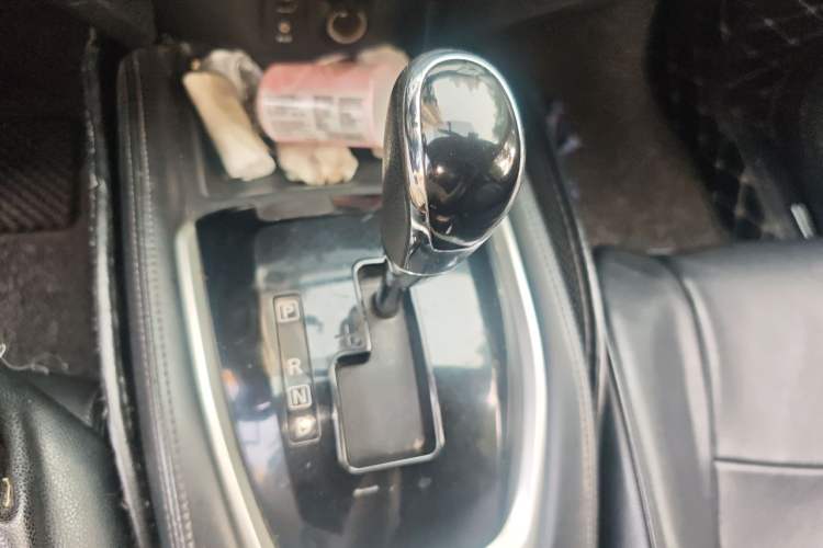 Used Nissan X-Trail 2017 2.0L CVT Comfort Edition 2WD Gear Lever