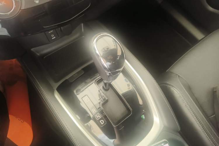 Used Nissan X-Trail 2017 2.0L CVT Comfort Edition 2WD Gear Lever