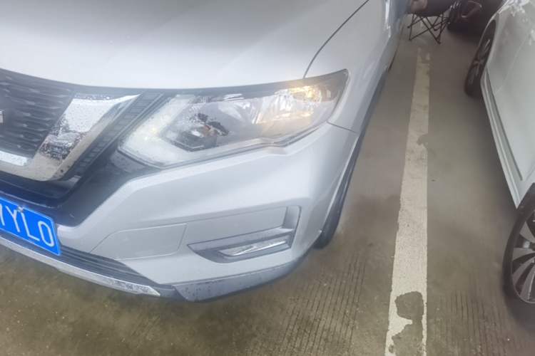 Used Nissan X-Trail 2017 2.0L CVT Comfort Edition 2WD Left Front Headlight