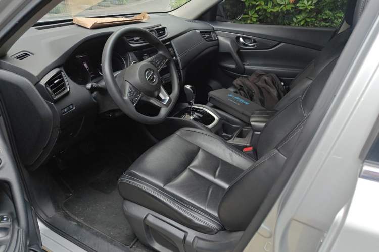 Used Nissan X-Trail 2017 2.0L CVT Comfort Edition 2WD Left Front Seat
